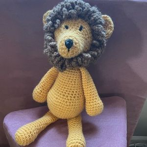 Hand crocheted loin stuffed animal